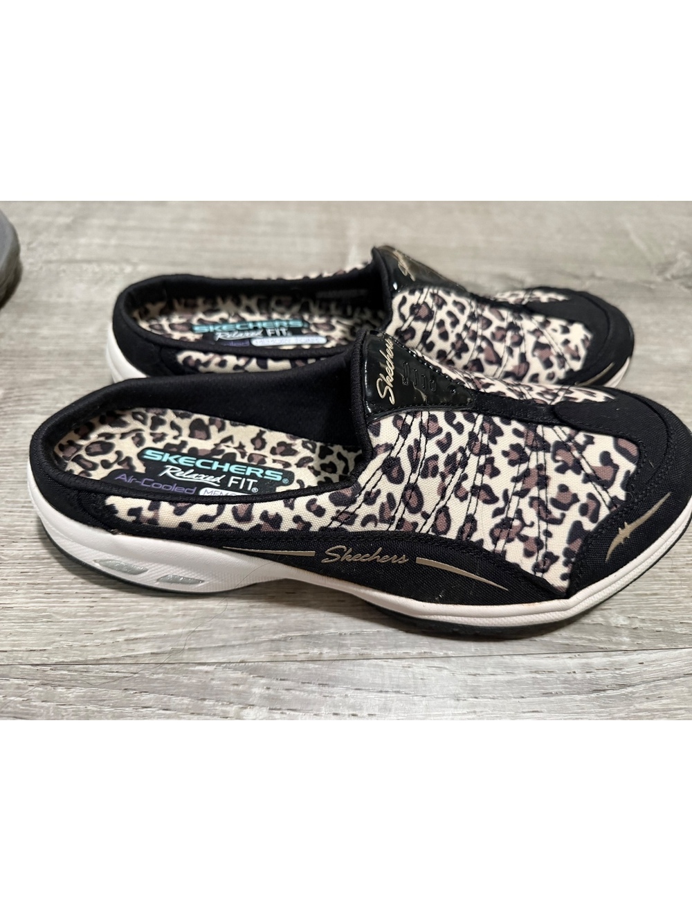 Women’s Skechers Slip On Shoes